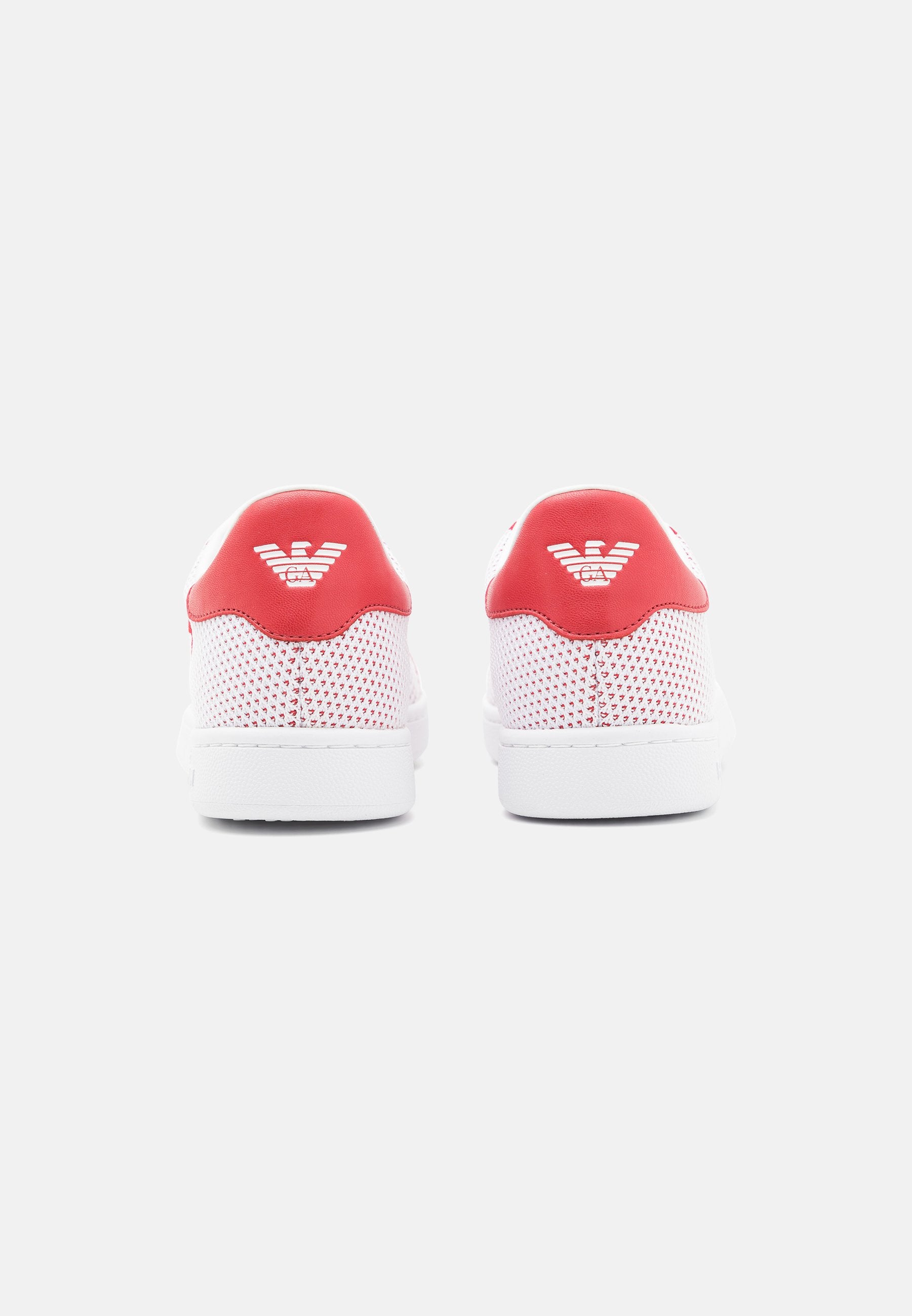 NEW CLASSIC UNISEX Media 3