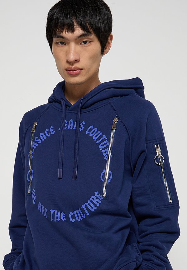 Versace Jeans Couture