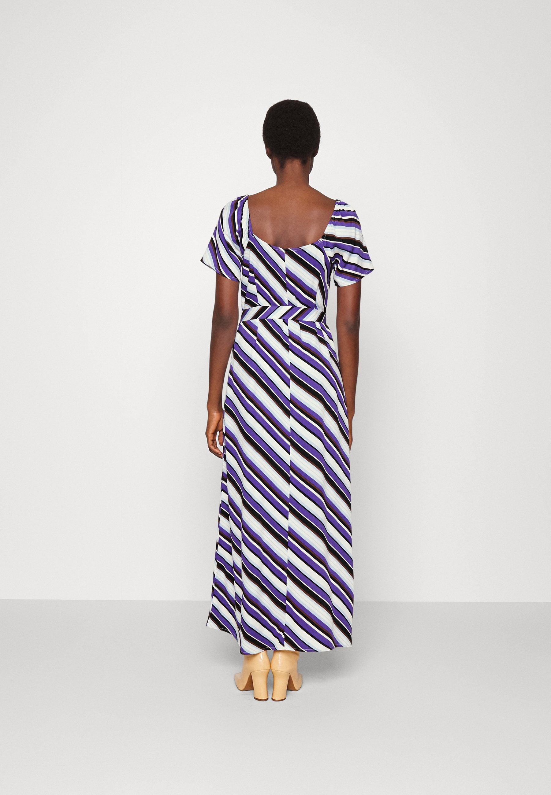 ONLALMA LIFE LONG DRESS  Media 4