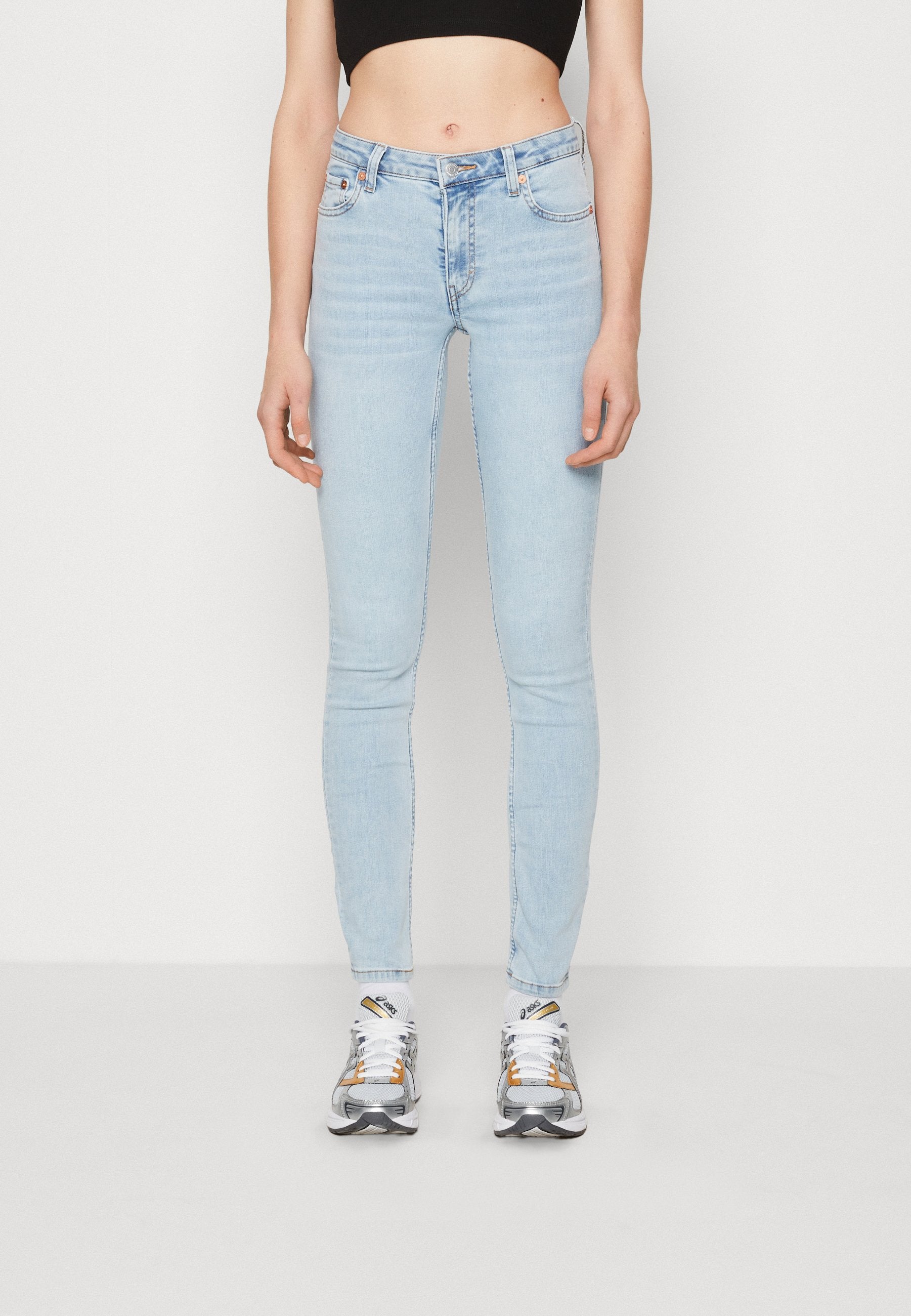 Weekday SPARE SKINNY