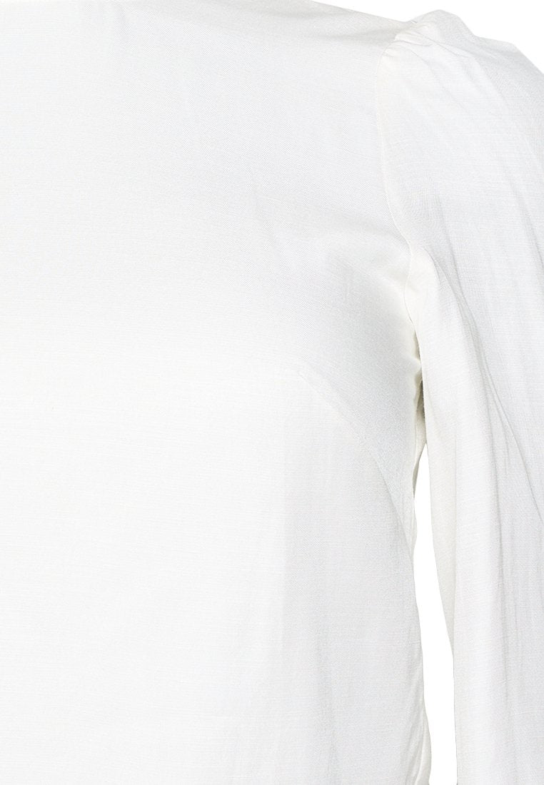 & OTHER STORIES MAXIMA