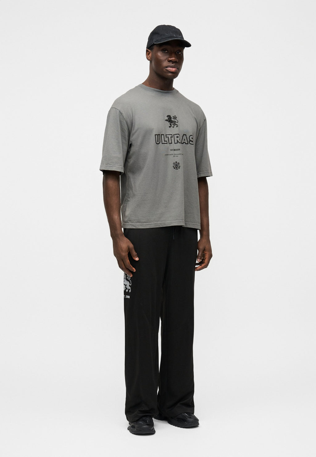 Han Kjøbenhavn ULTRAS OVERSIZED TEE