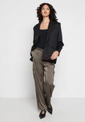 DKNY
