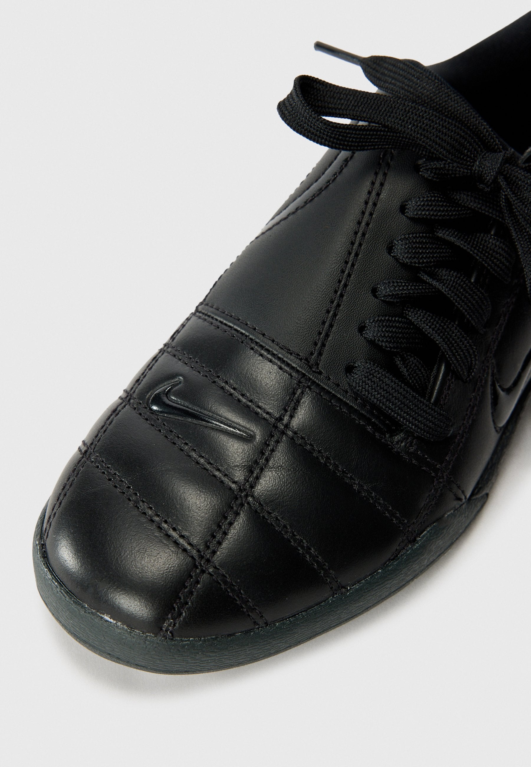 Nike Sportswear NIKE T90