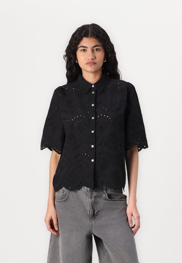ONLY ONLVALAIS - Button-down blouse - black