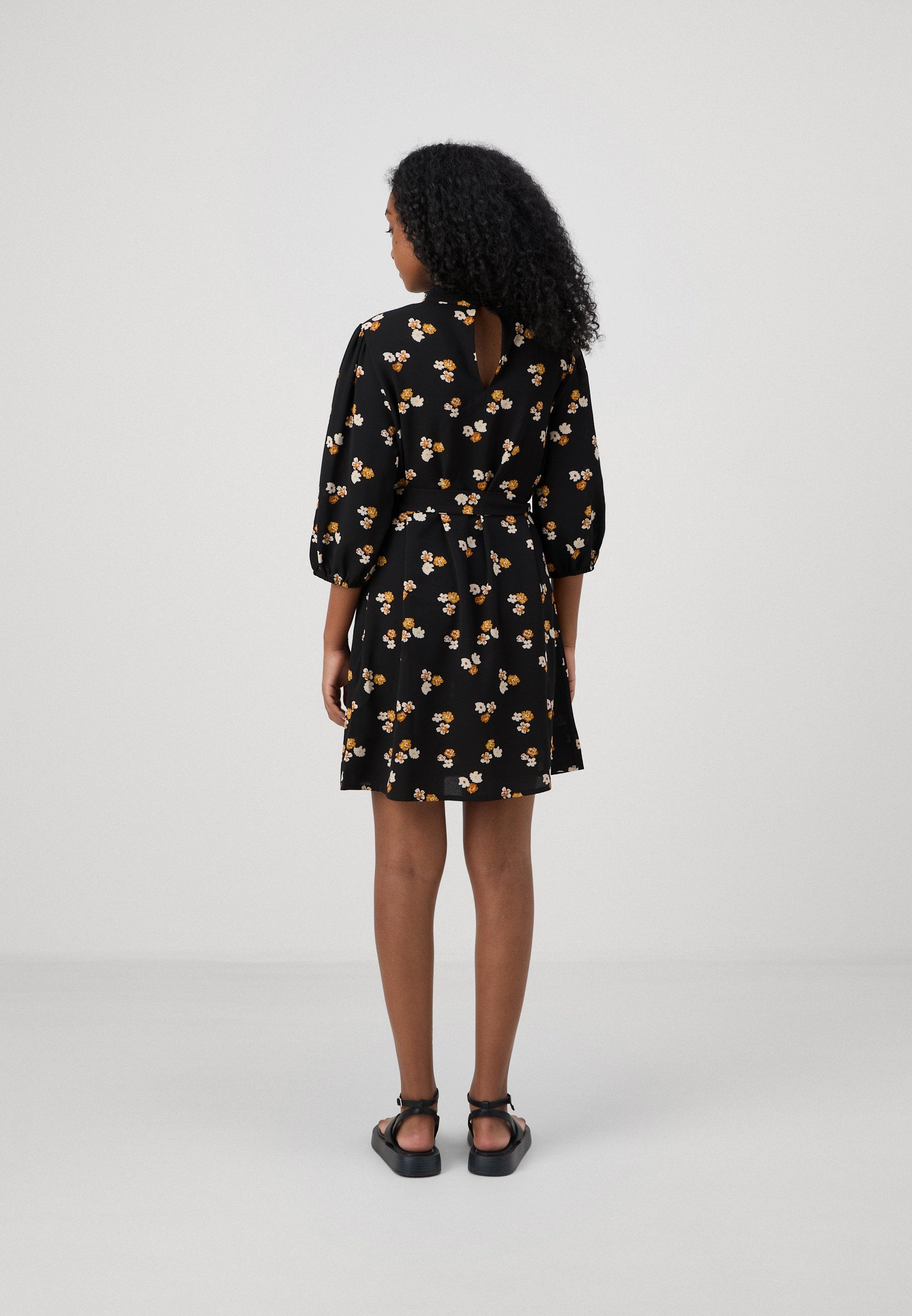 ONLNOVA LIFE SWIRLA 3/4 DRESS Media 4