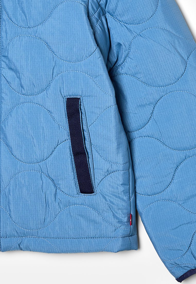 Levi's®