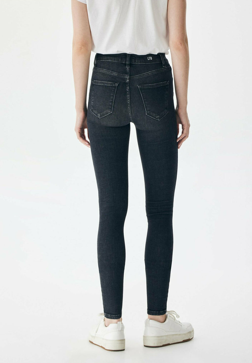 LTB AMY X ELLERY UNDAMAGED WASH