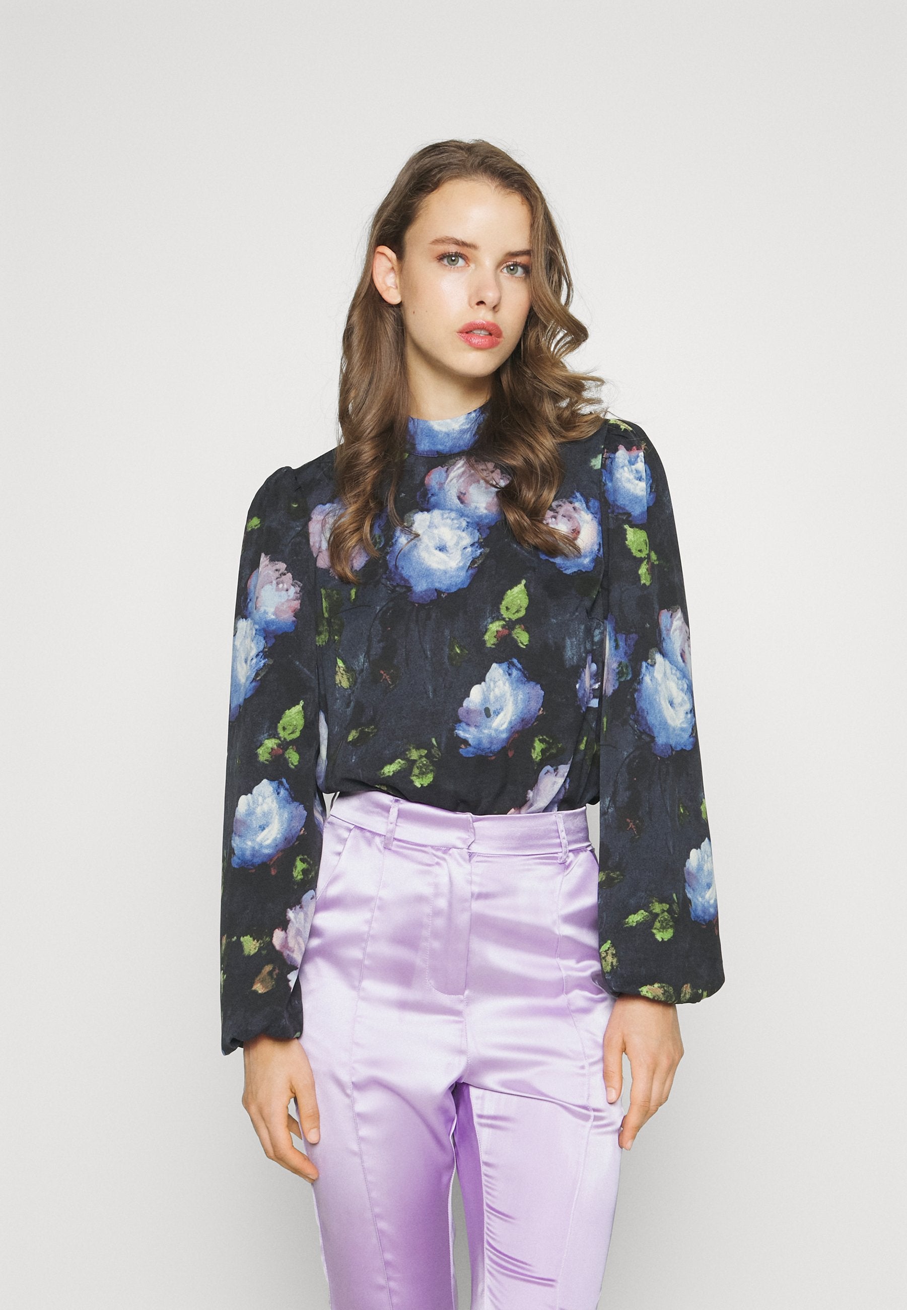 ONLY Petite ONLKIANA VOLUME SLEEVED BODY