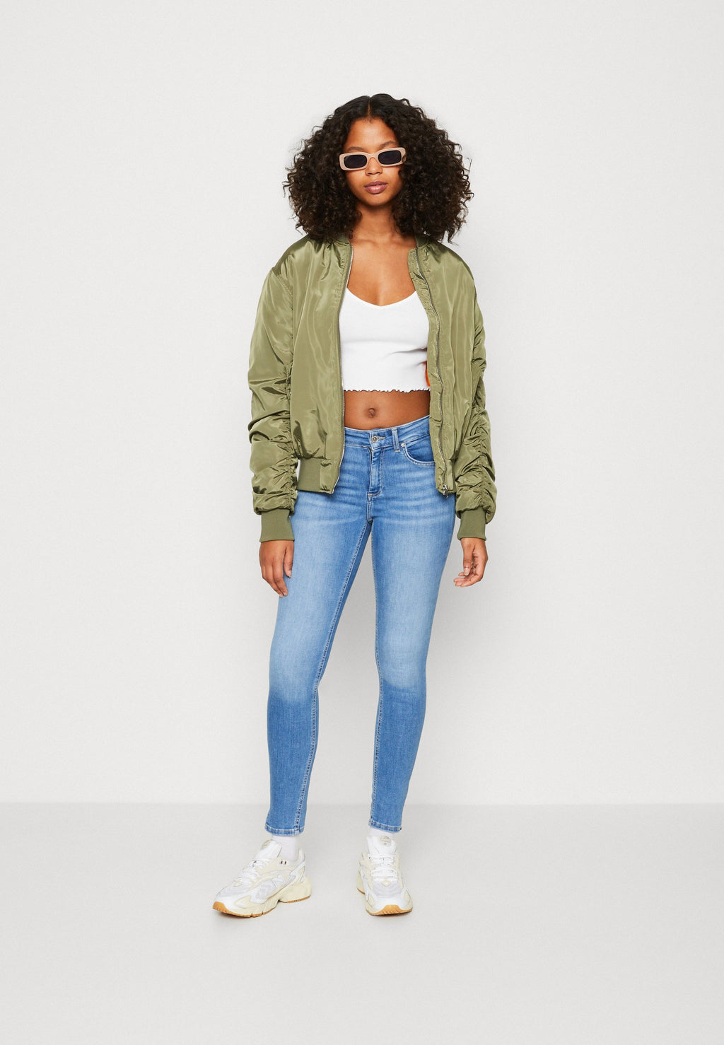 ONLBLUSH MID SLIT Media 2