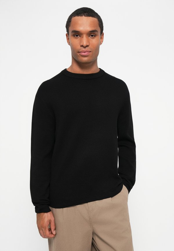 Selected Relaxed fit
