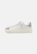 GINALI LACE UP Media 1