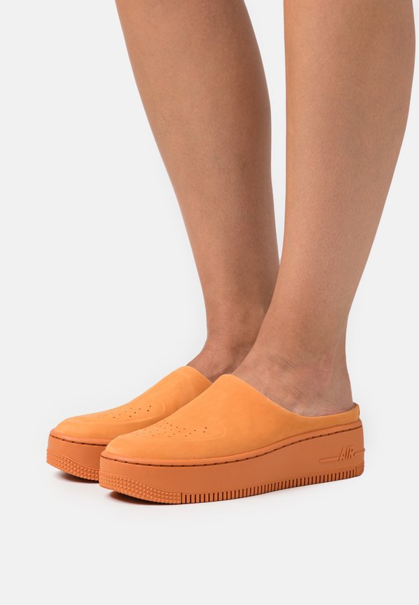 Nike Sportswear W AF1 LVR - Mules - cinder orange