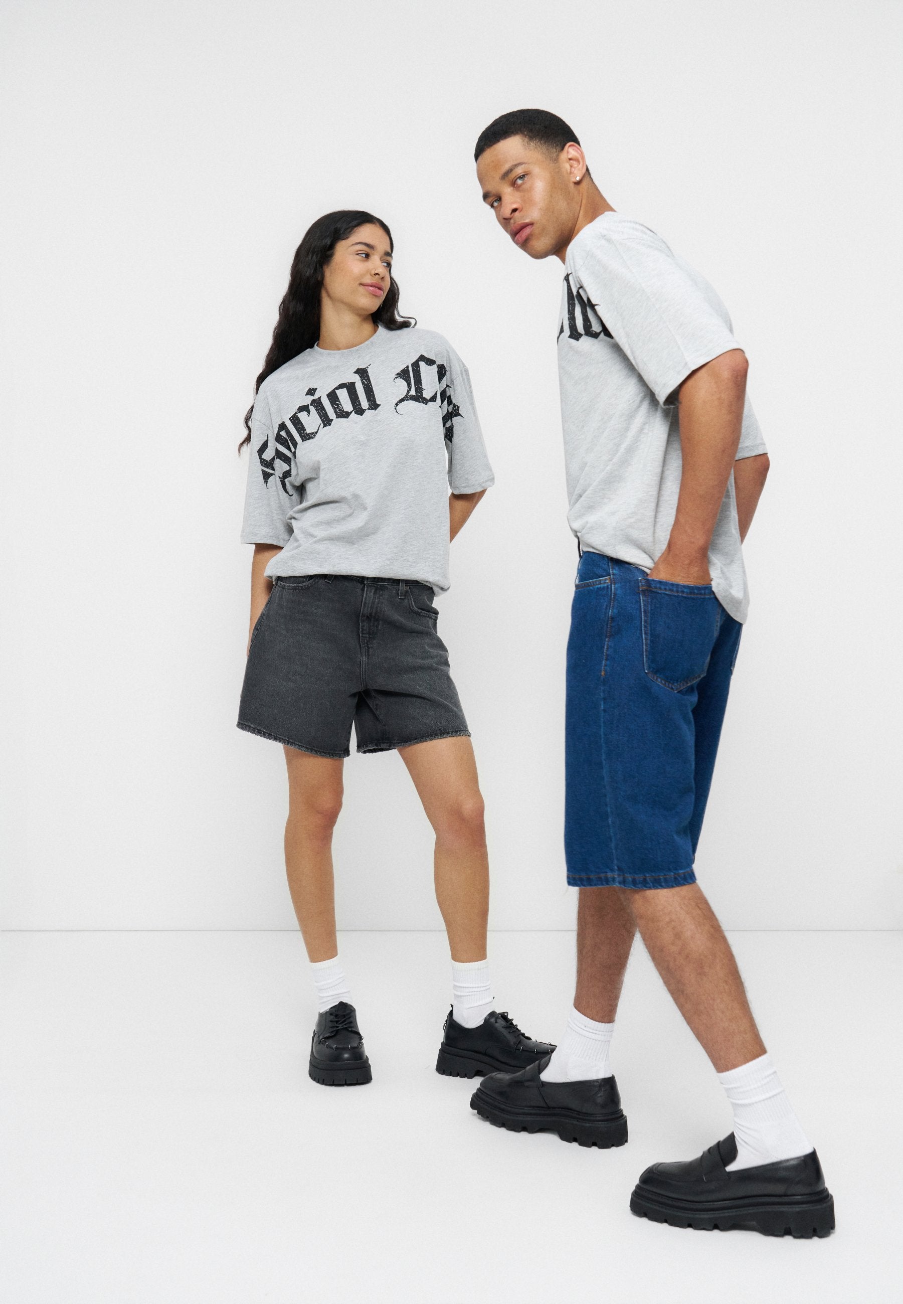 YOURTURN UNISEX OVERSIZED FIT