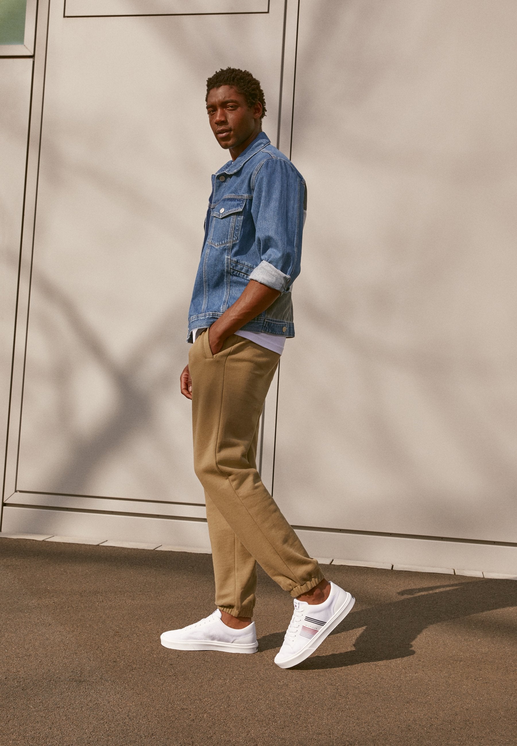 LIGHTWEIGHT STRIPES Media 3