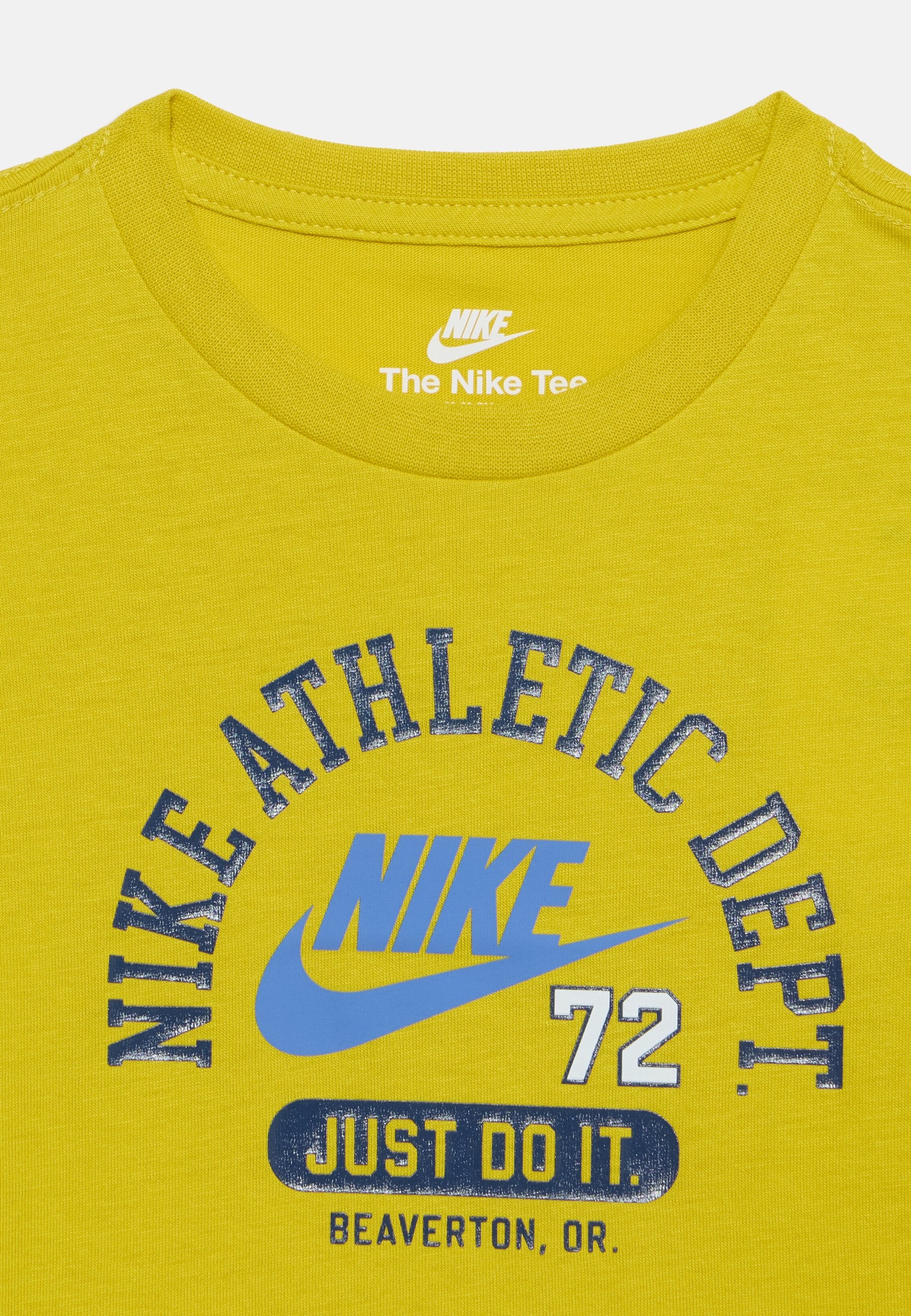 Nike Sportswear CLASS