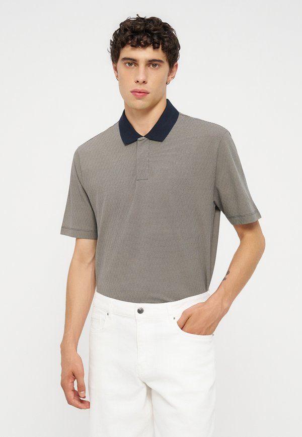 Armani Exchange