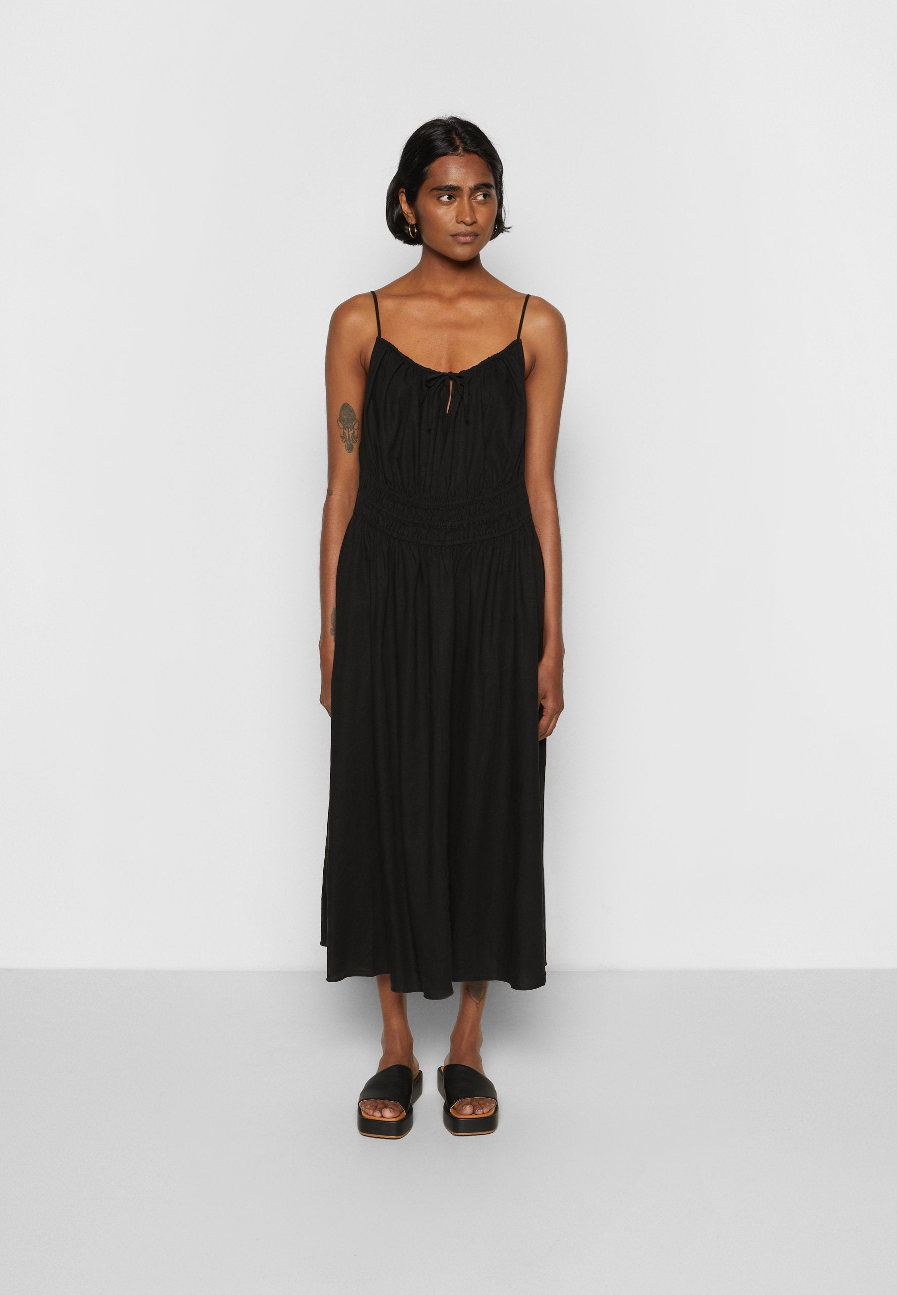 Madewell CAMI HARTFORD MIDI DRESS SOLID