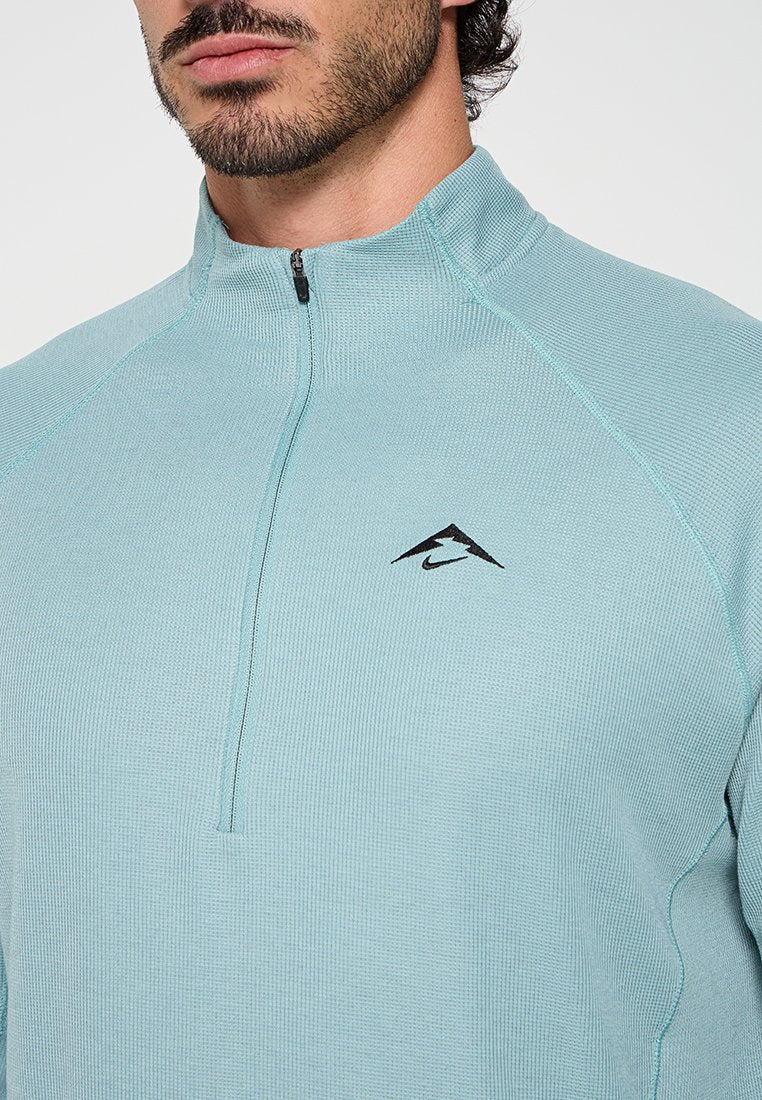 Nike Performance