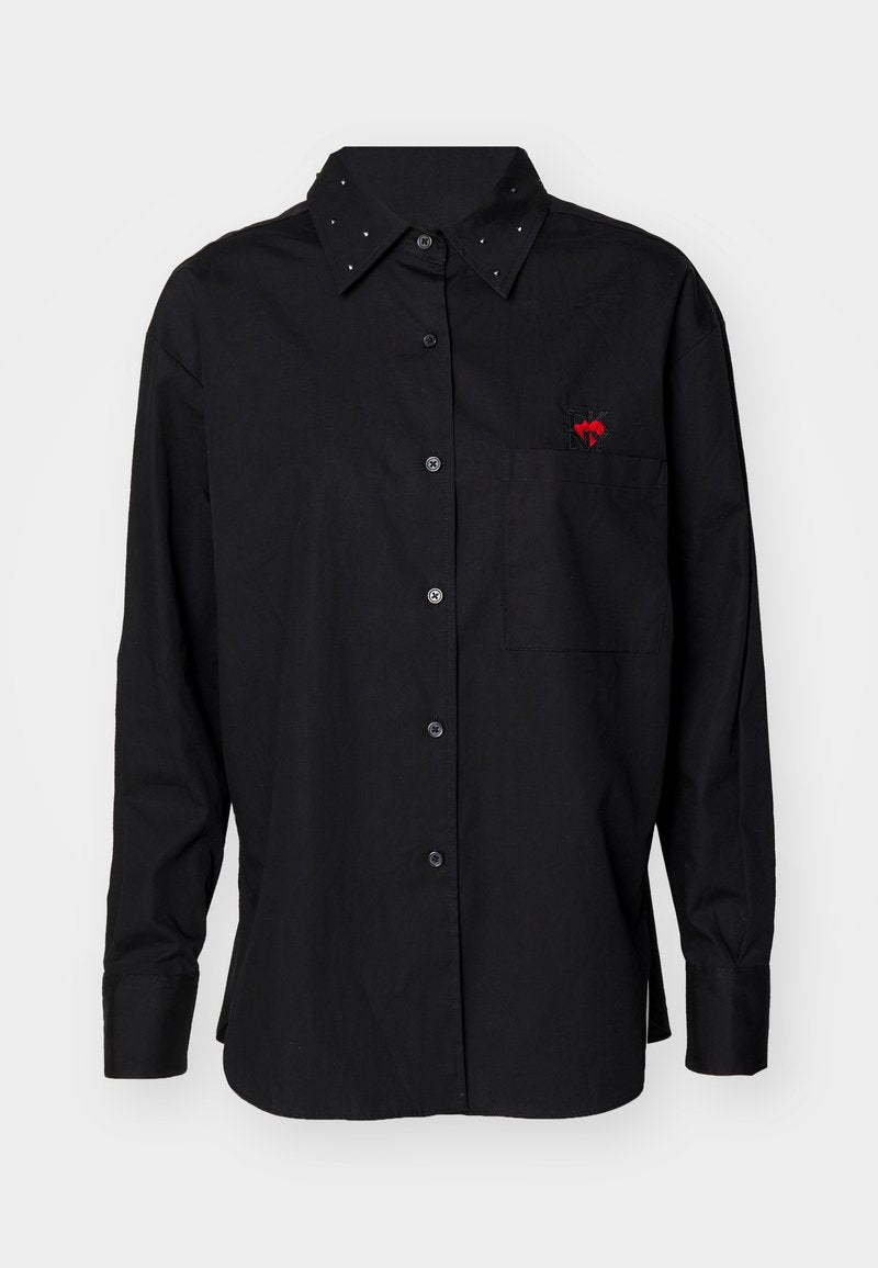 PATCH AND COLLAR STUDS Media 1