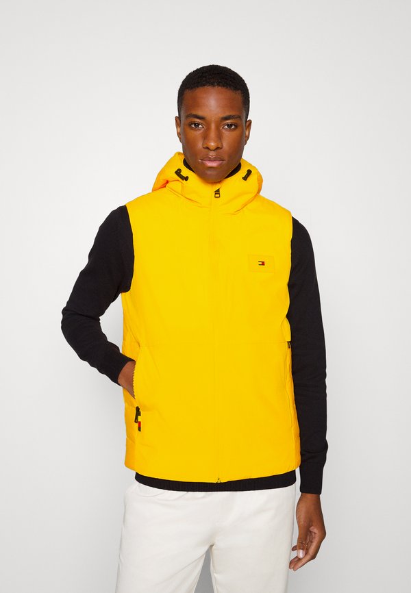 Tommy Hilfiger MEDIA HOODED VEST - Waistcoat - solstice