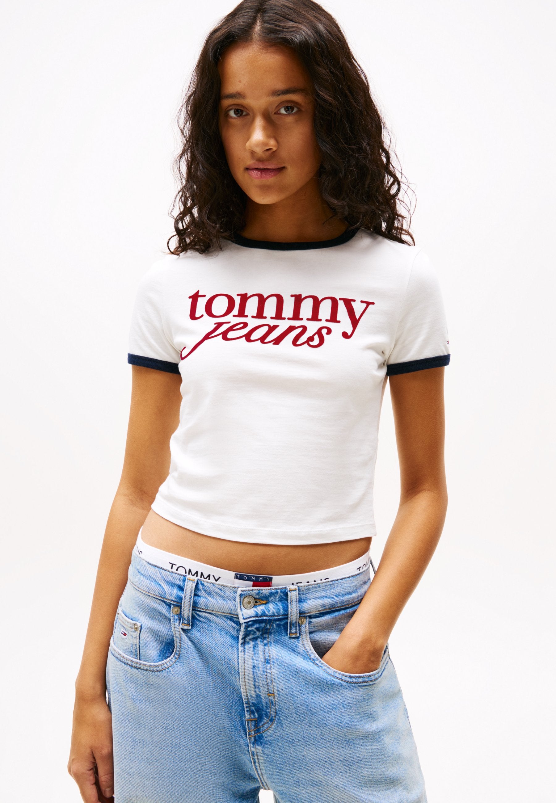 Tommy Jeans SLIM SCRIPT TEE