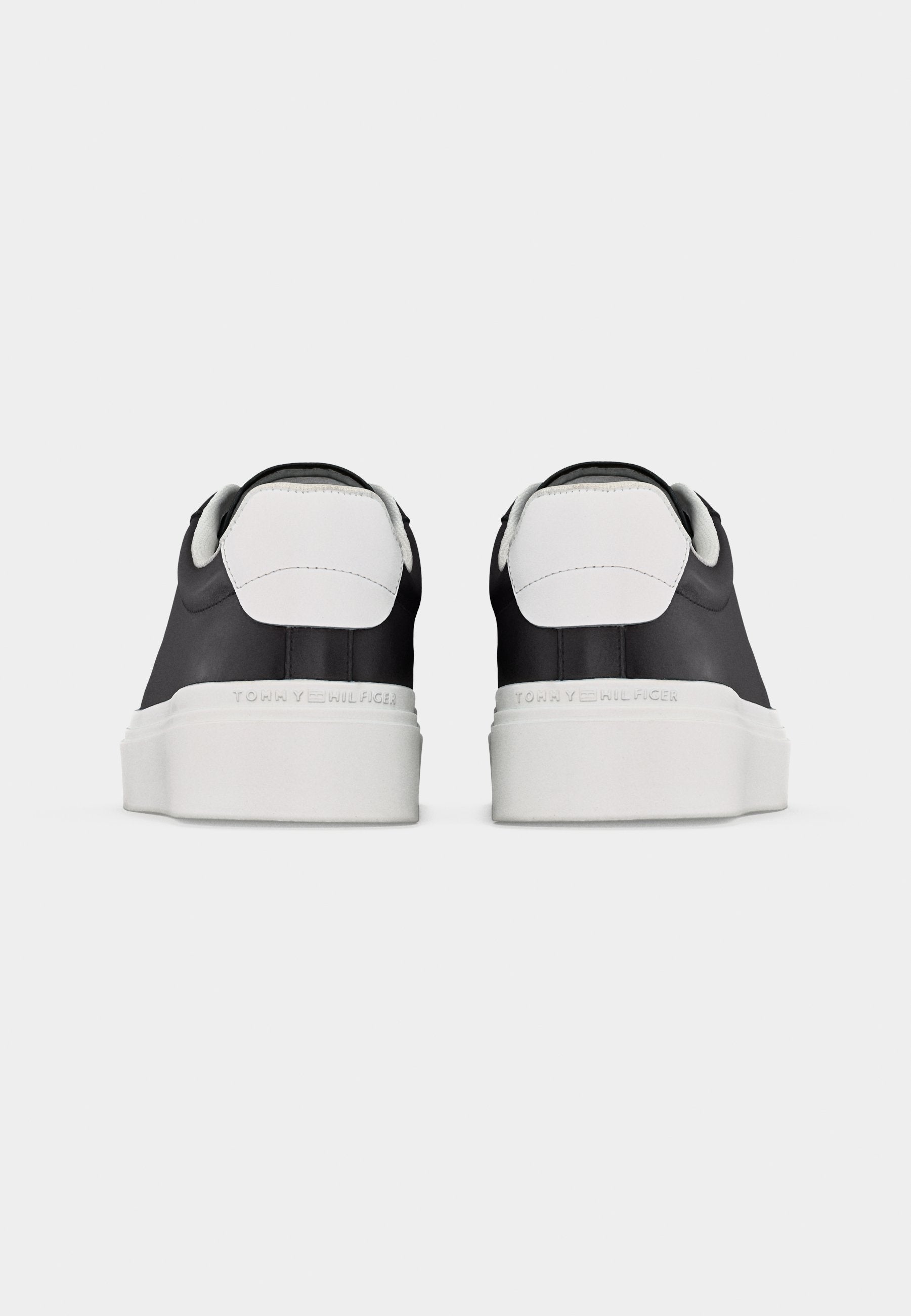 LOGO LEATHER PLATFORM CUPSOLE TRAINERS Media 4