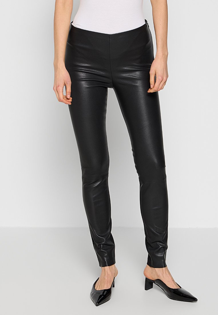 KARL LAGERFELD Lederhose Media 1