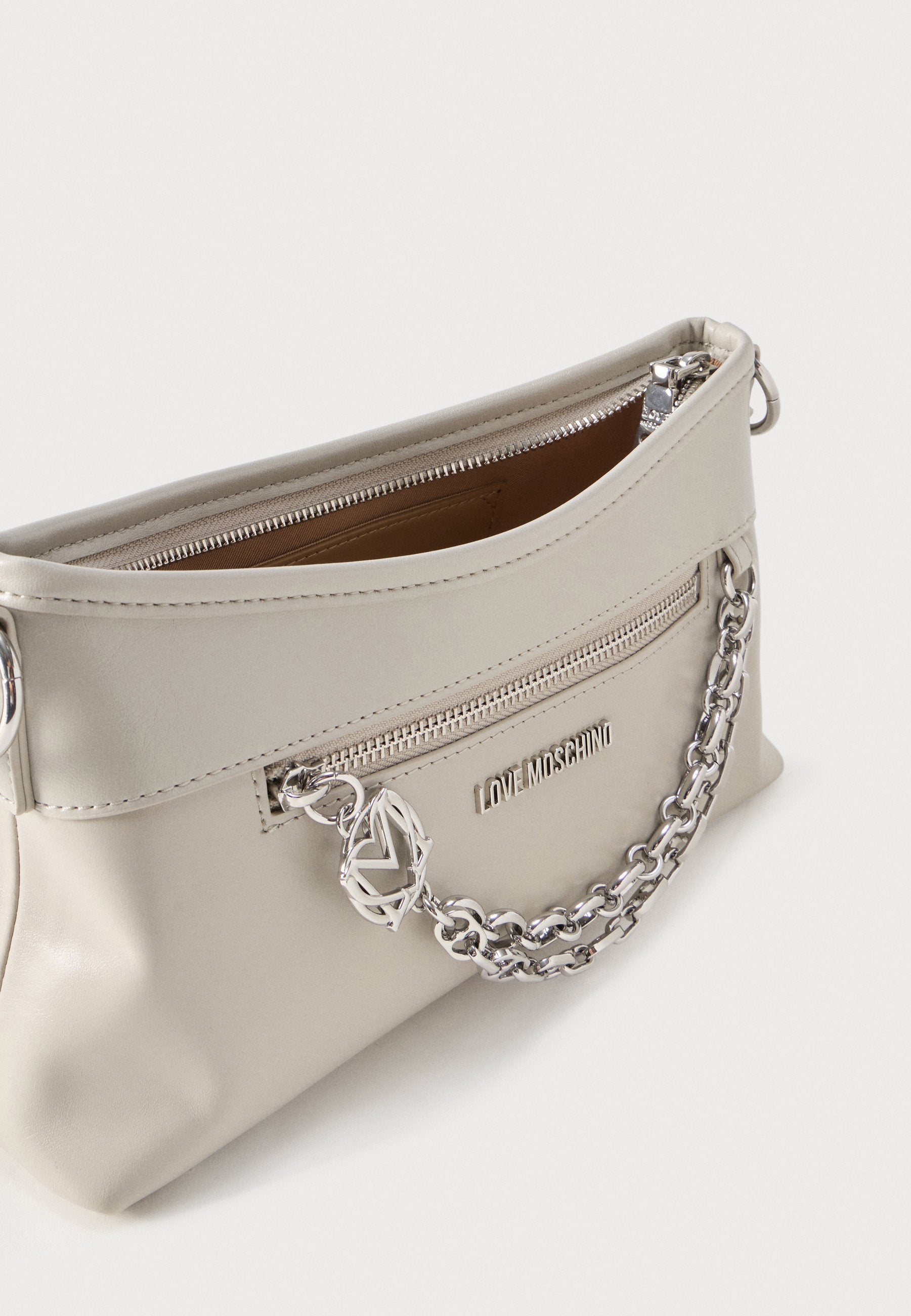 Love Moschino URBAN CHAINS