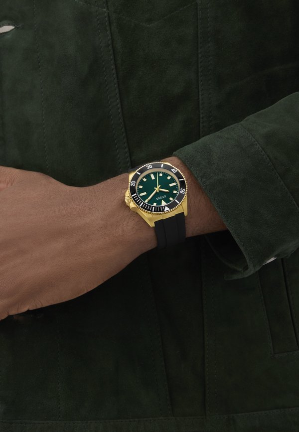 Guess CLIFF - Watch - gold tone