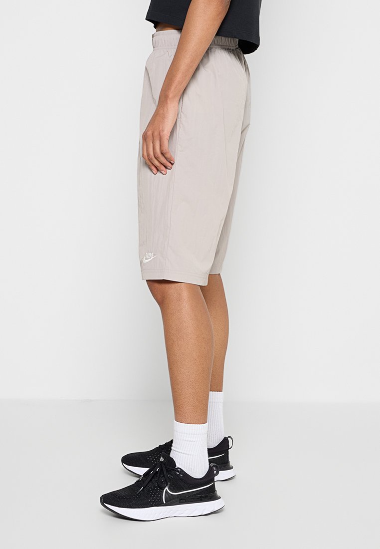 Nike Sportswear LOOSE FIT
