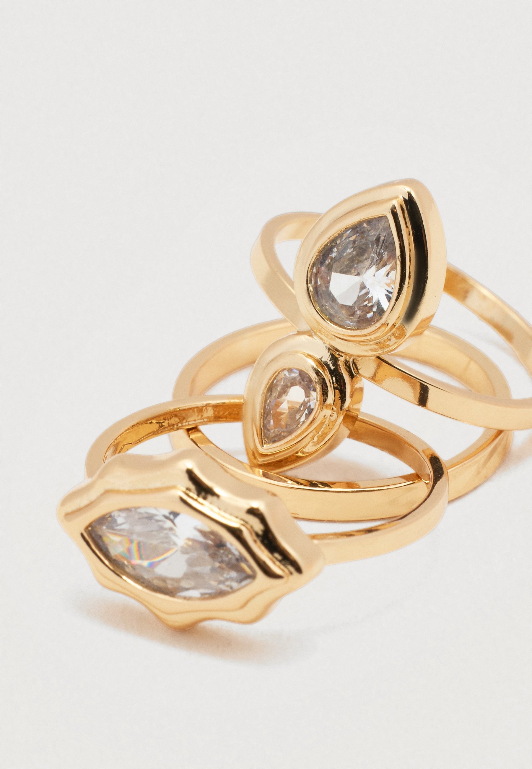 ALDO STARTORIAL SET