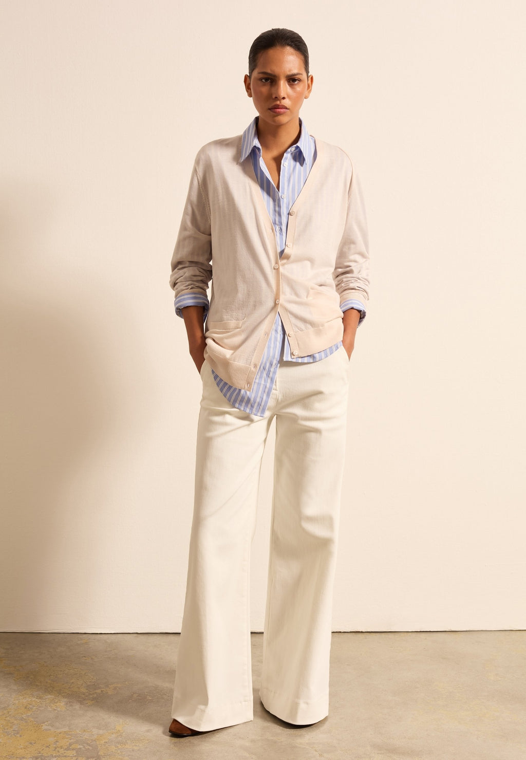 Stefanel WITH V NECK