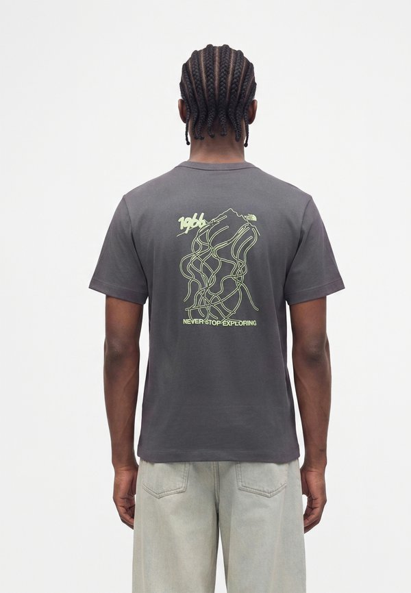 The North Face SLOPES SHORT SLEEVE TEE GRAPHIC