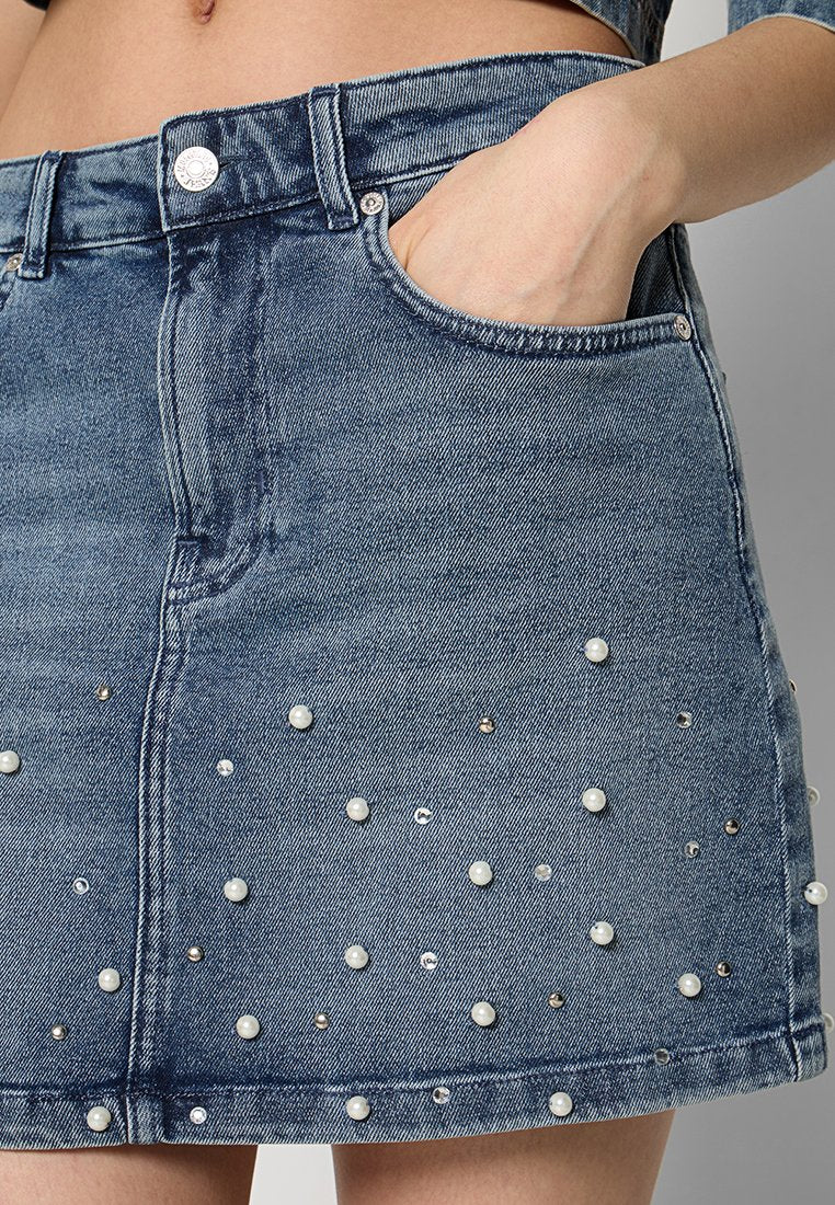 MOSCHINO JEANS