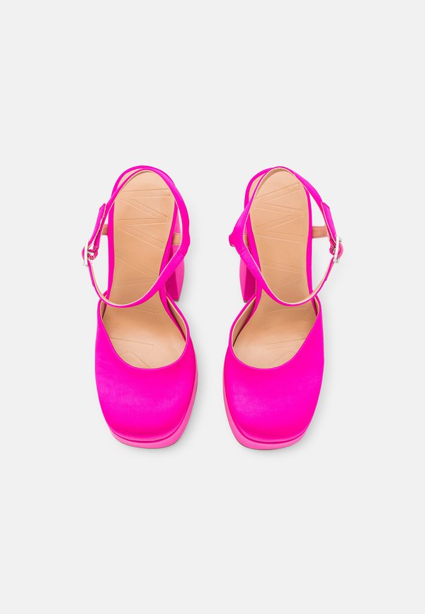 Walk London PHEONIX CLOSED TOE PLATFORM