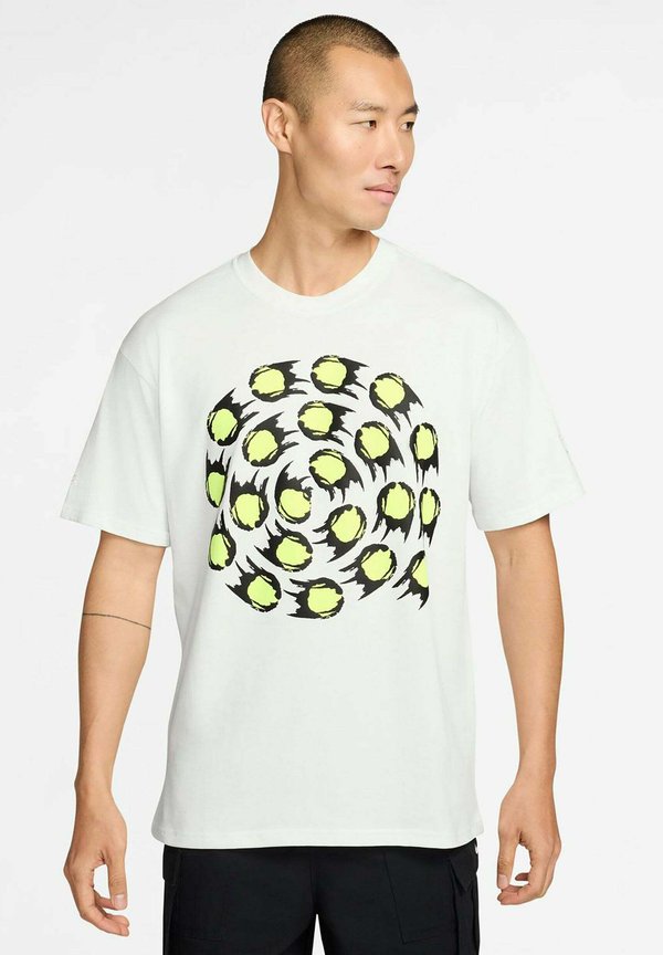 Nike Performance T-SHIRT U NSW TEE LSE CLUB RULES LOGO2 - Print T-shirt - summit white
