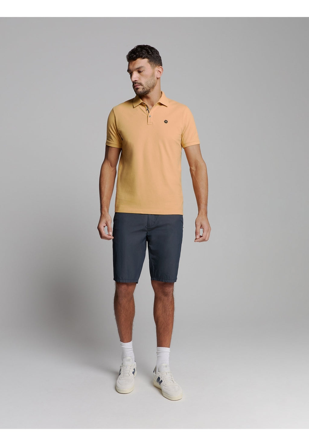 NO EXCESS Shorts Media 2