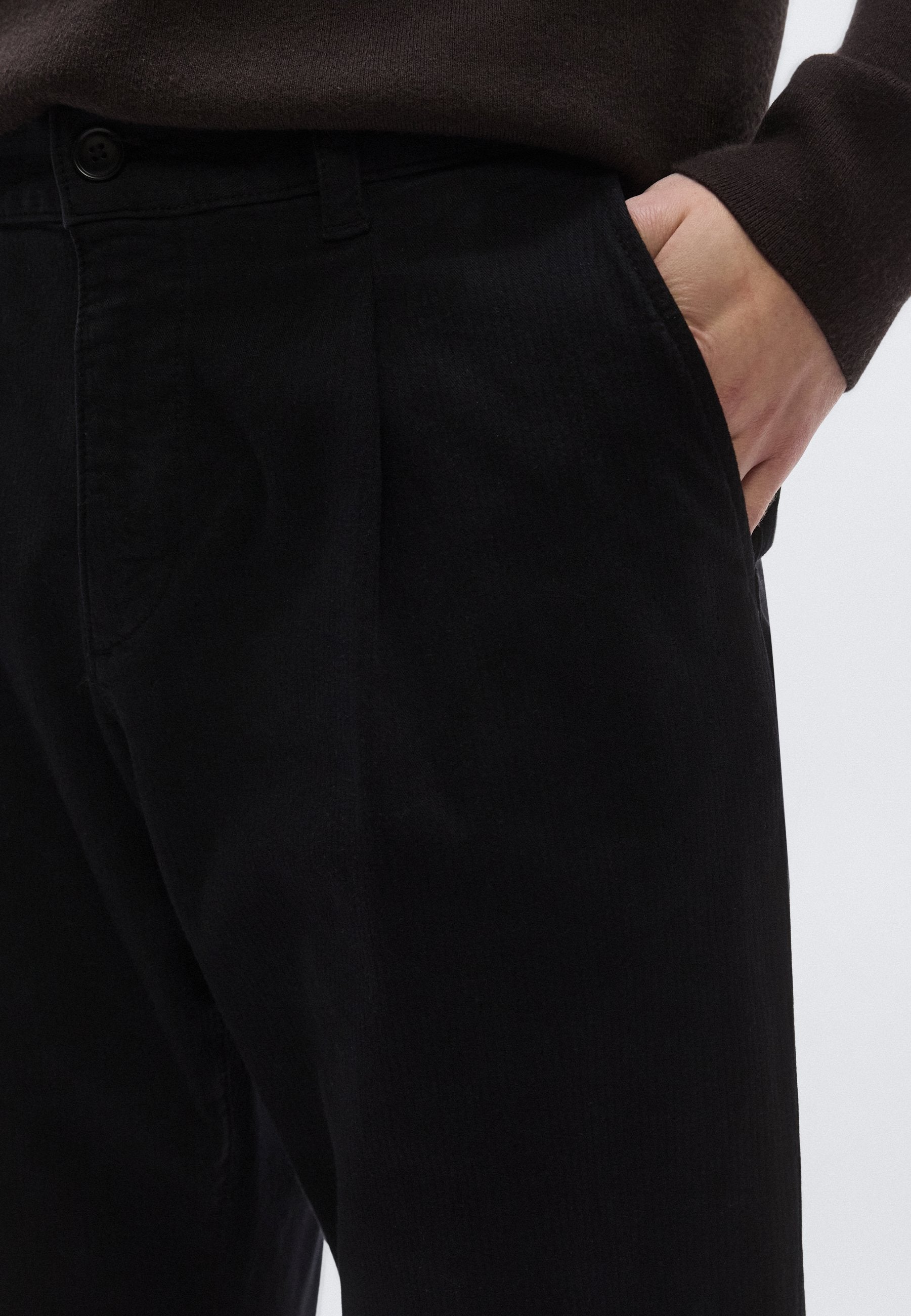 BOSS PLEATED
