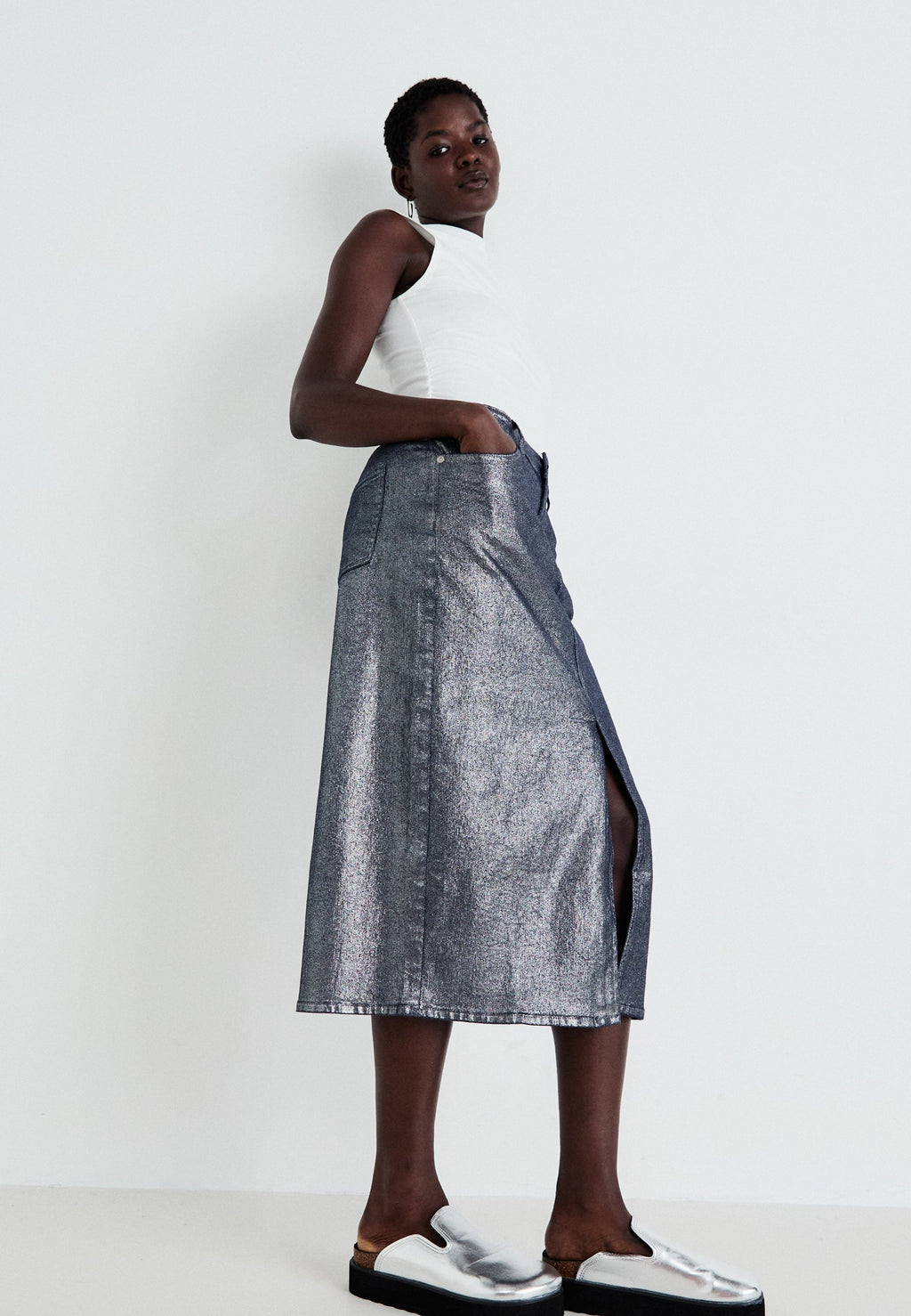 GAP MIDI SKIRT SHINE