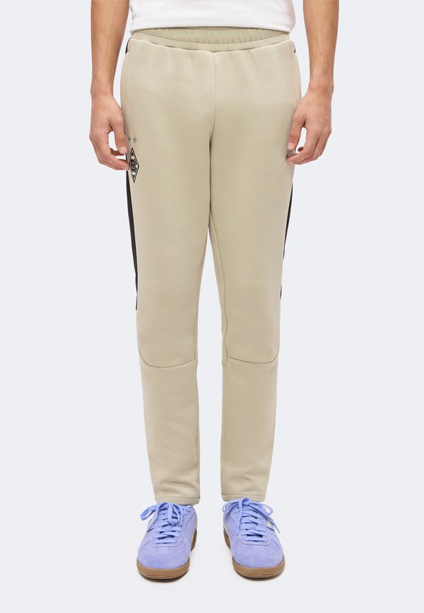 Puma BORUSSIA MÖNCHENGLADBACH EVOSTRIPE PANTS - Club wear - pebble gray/black