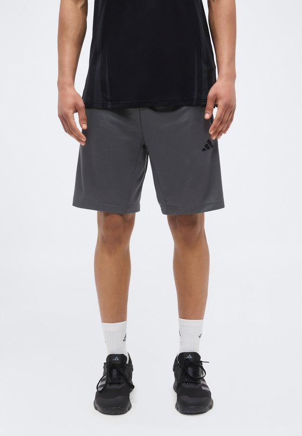adidas Performance WORKOUT ESSENTIALS BASE 3 STRIPES 9 INCH SHORT - Sports shorts - grey five/black