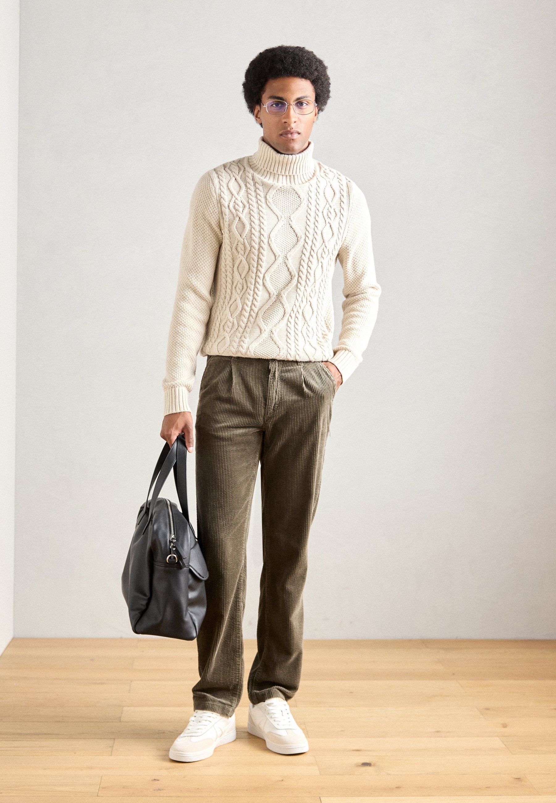Lindbergh Stoffhose Media 2