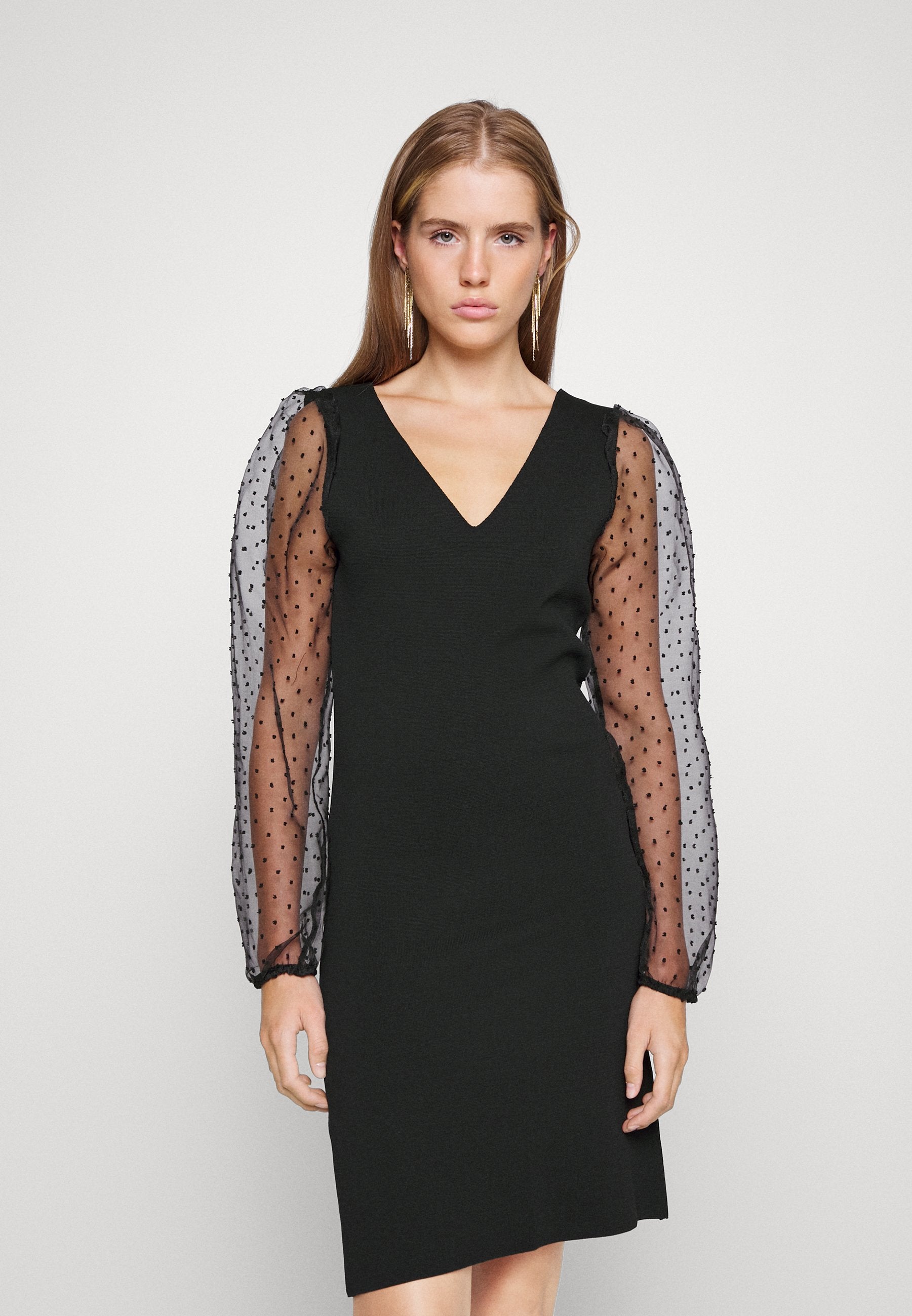 ONLPATSY V-NECK DRESS Media 3
