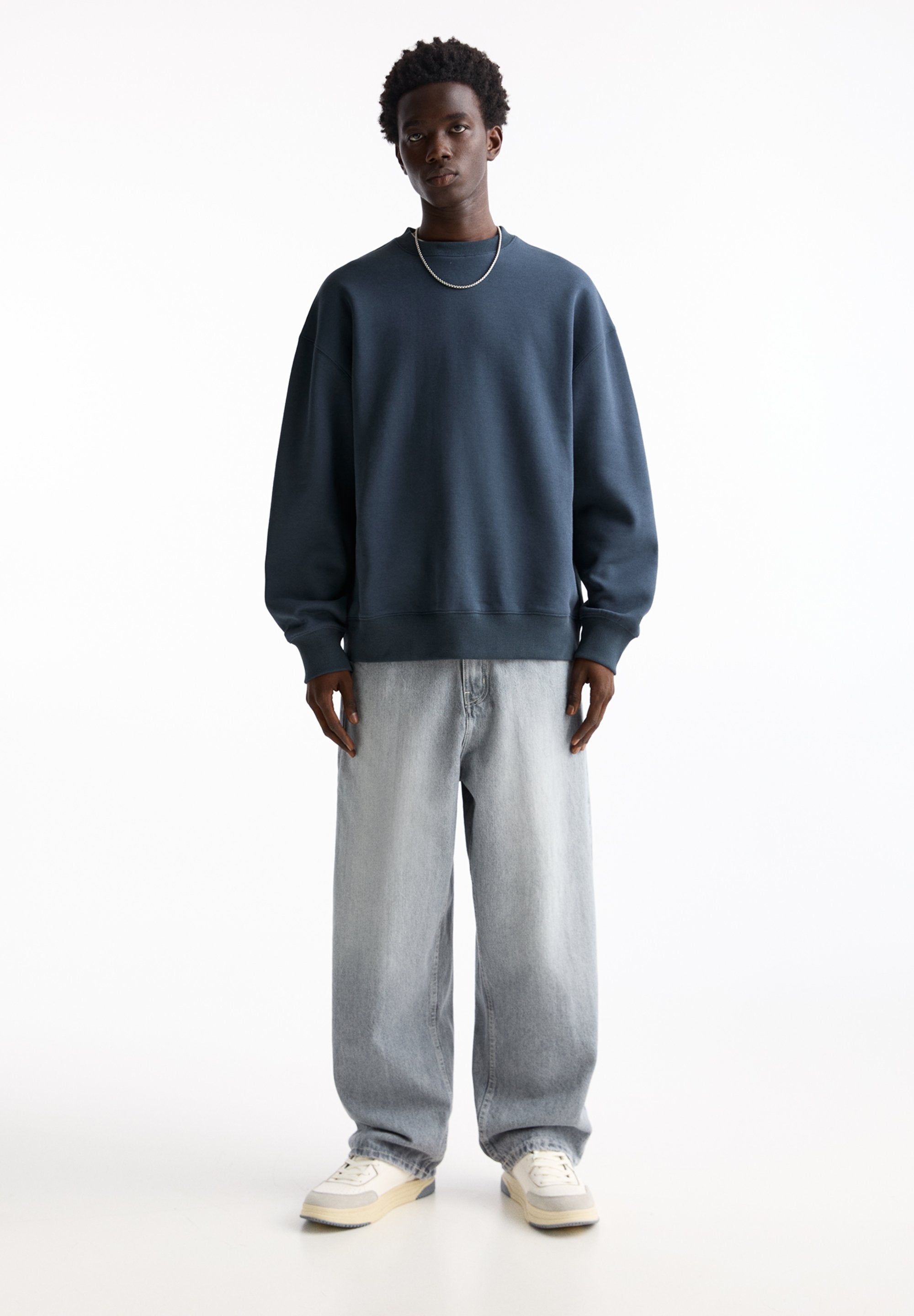PULL&BEAR ROUND NECK