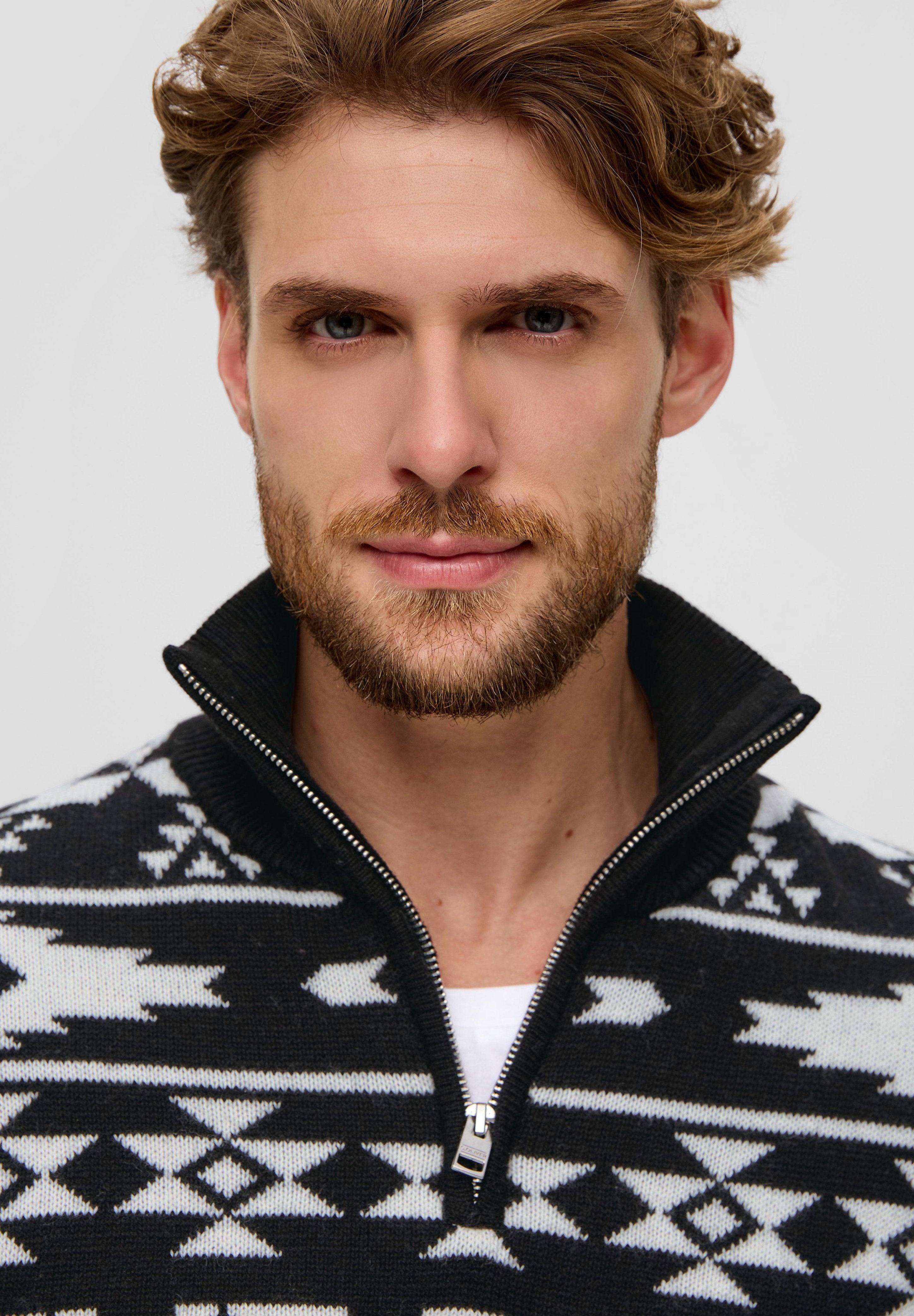 s.Oliver TROYER MIT JACQUARD-MUSTER