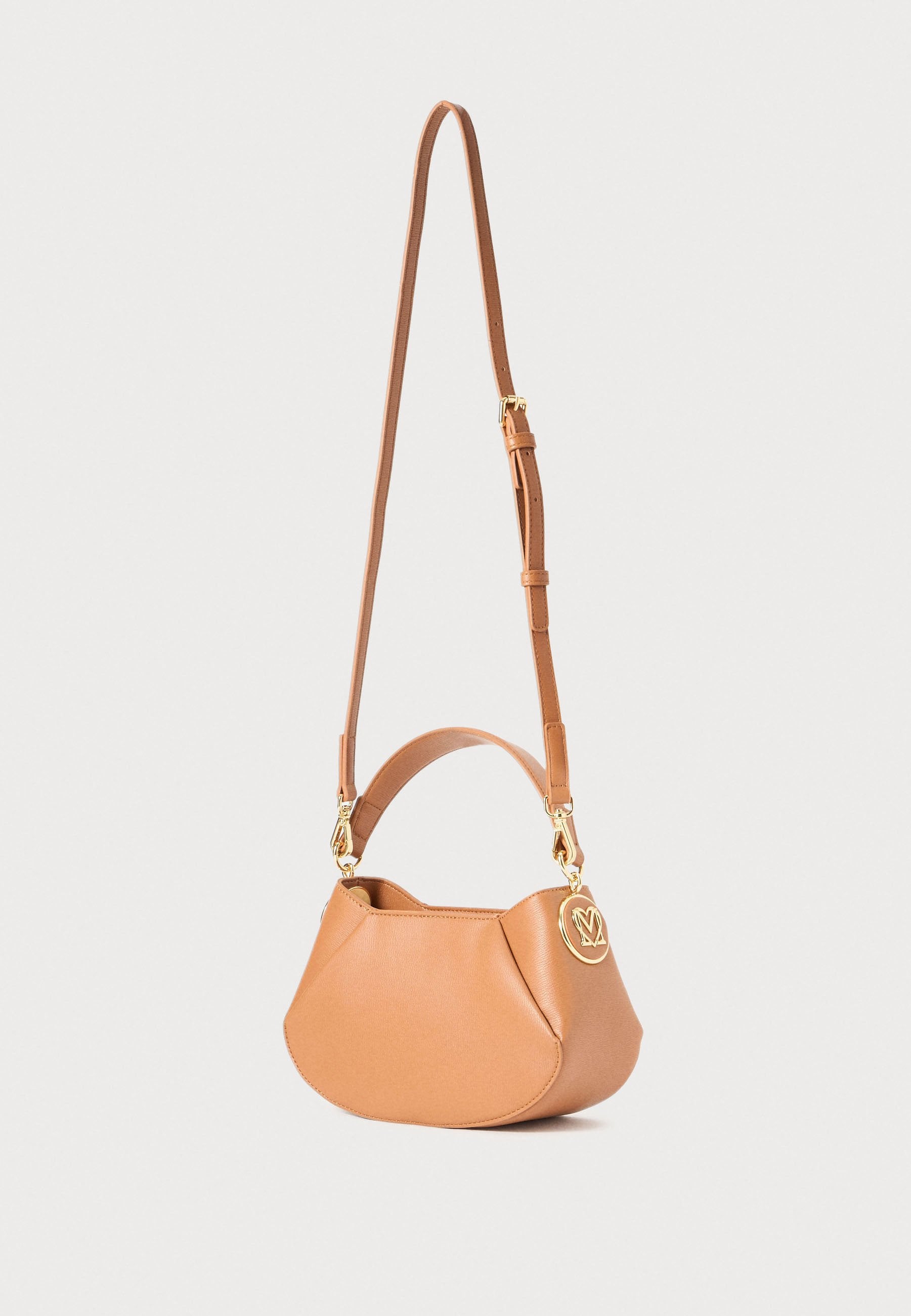 Love Moschino