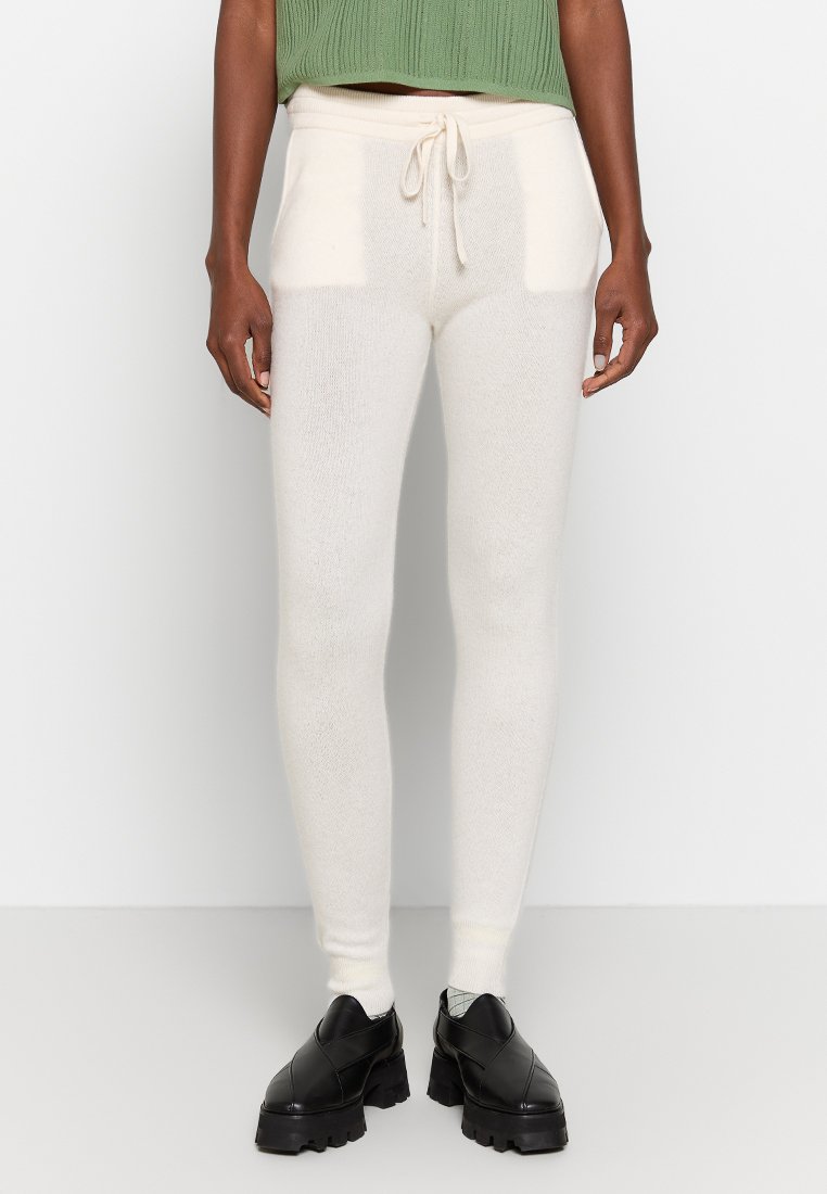 Authentic Cashmere FERRAND