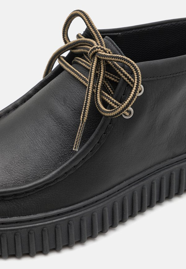 Clarks TORHILL
