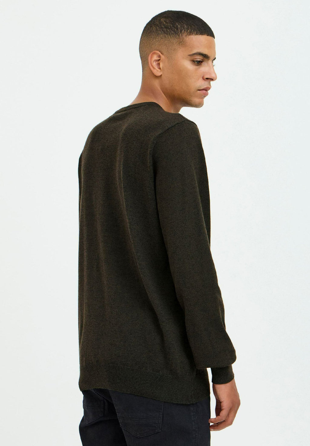 BHPULLOVER FINE KNIT 2 PACK Media 4